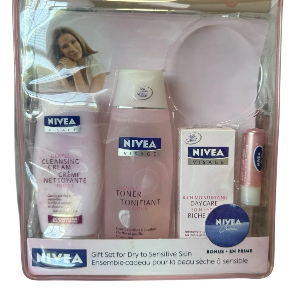 Nivea Visage Refreshing Toner, Gentle Cleansing Cream Set Dry & Sensitive Skin